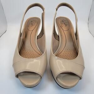 Life Stride Beige Patent Peep-Toe Slingback Heels